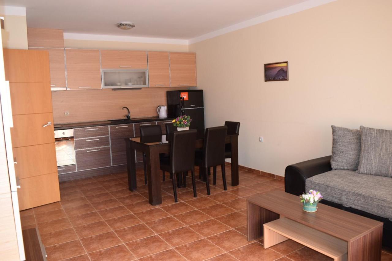 Sea Club Sarafovo Apartments Burgas Extérieur photo